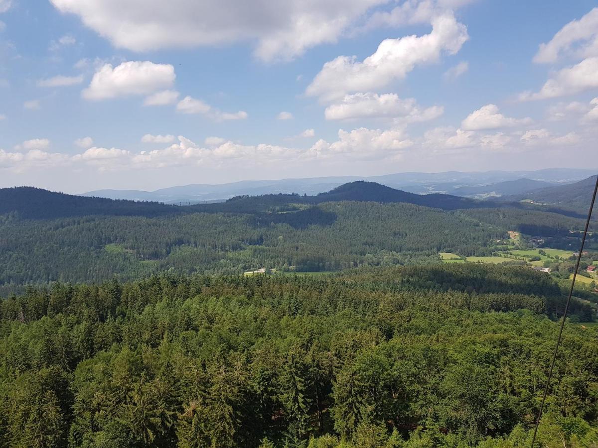 Ferienwohnung Am Kirchberg Achslach Екстериор снимка